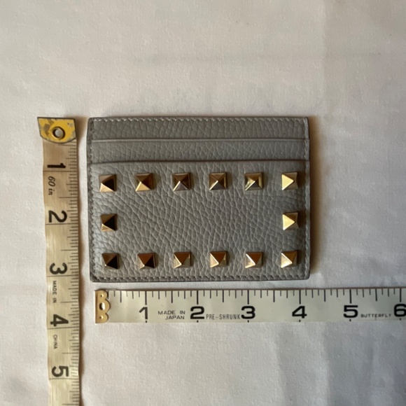 NEW Valentino Garavani Grey Leather Silver RockStud Cards Holder NWT - Picture 5 of 14